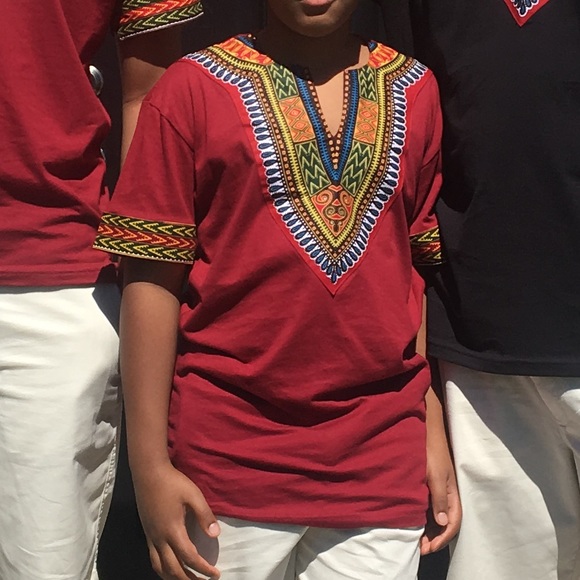 Diyanu Men’s small African print short sleeved shirt - Picture 4 of 5